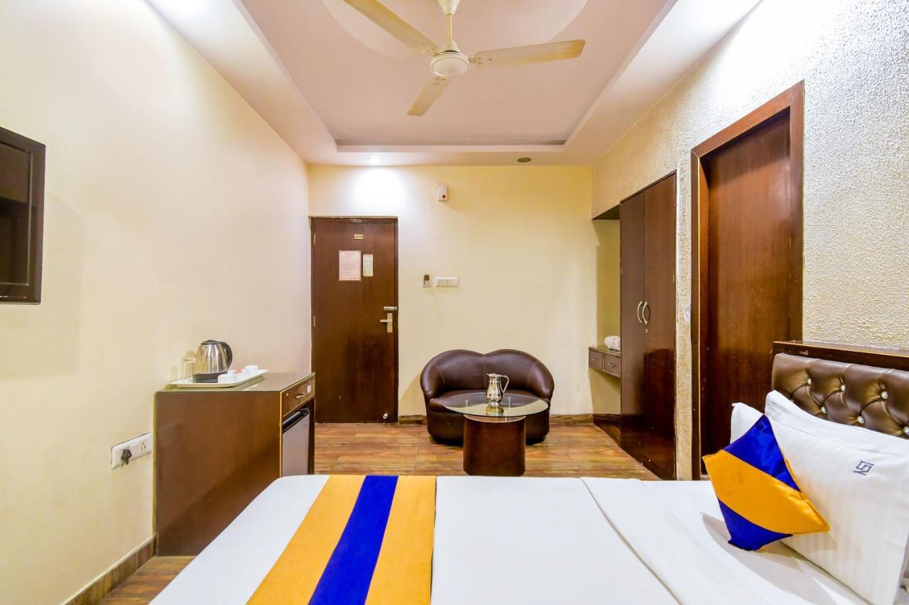 Hotel N S International Kolkata Exterior photo